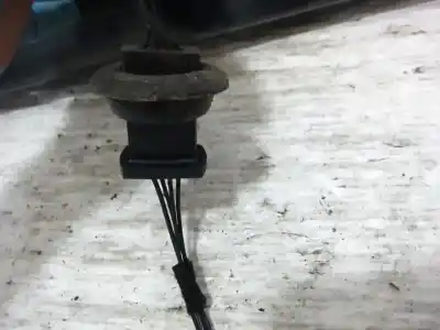 Peça sobressalente para automóvel em segunda mão farolim traseiro esquerdo por renault scenic i (ja...) f9q732 referências oem iam 8m5113405a  