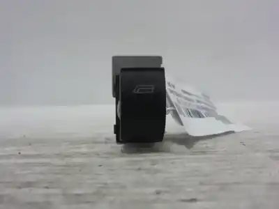 Автозапчастина б/у УПРАВЛІННЯ СКЛАМИ ЗАДНІХ ПРАВІХ для AUDI A3 (8L)  Посилання на OEM IAM 4B0959855  