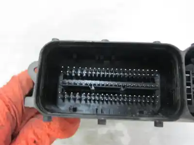 Peça sobressalente para automóvel em segunda mão centralina de motor uce por renault scénic i monospace (ja0/1_, fa0_) 1.4 16v (ja0d, ja1h, ja0w, ja10) referências oem iam 7p5907401b  