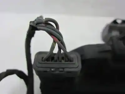 Second-hand car spare part front right door lock for renault scénic iii (jz0/1_) 1.6 dci (jz00, jz12) oem iam references 325030032r  