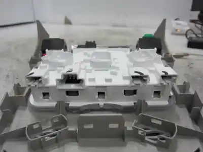 Автозапчастина б/у внутрішне світло для citroen c5 aircross (a_) 1.2 puretech 130 (arhnsj) посилання на oem iam 9812595380  