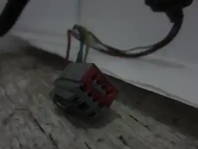 Автозапчастина б/у амортизатор капота для tesla model s basis посилання на oem iam 600661100b  