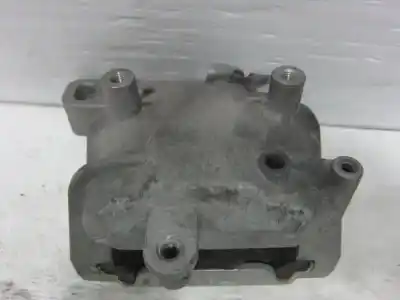 Second-hand car spare part engine support for renault clio ii fase ii (b/cb0) g-d7f g7 oem iam references 1k0199555  