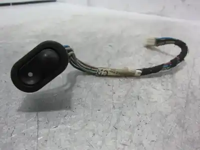 Peça sobressalente para automóvel em segunda mão botão / interruptor elevador vidro dianteiro direito por opel astra f (t92) 1.6 i 16v (f19, m19) referências oem iam 03720101
