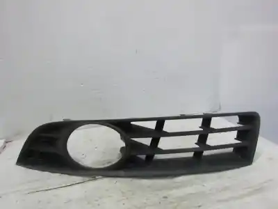 Pezzo di ricambio per auto di seconda mano GRIGLIA PARAURTI SINISTRA per VOLKSWAGEN PASSAT BERLINA (3C2)  Riferimenti OEM IAM 3C0853665A  