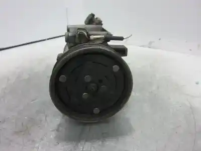 Pièce détachée automobile d'occasion COMPRESSEUR DE CLIMATISATION pour RENAULT KANGOO I (F/KC0)  Références OEM IAM 8200953358  