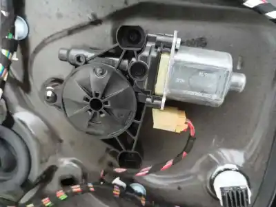 Piesă de schimb auto la mâna a doua MOTORAS MACARA GEAM SPATE DREAPTA pentru PORSCHE MACAN (95BA)  Referințe OEM IAM 5Q0959802A  