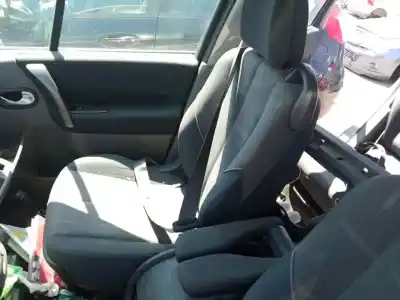 Автозапчасти б/у СИДЕНЬЕ ПРАВОЕ ПЕРЕДНЕЕ за RENAULT SCENIC II (JM)  ссылки OEM IAM   