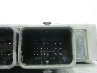 Автозапчастина б/у ебу контролер двигуна для peugeot 206 fastback (2a/c) 1.4 i посилання на oem iam 963770618003  