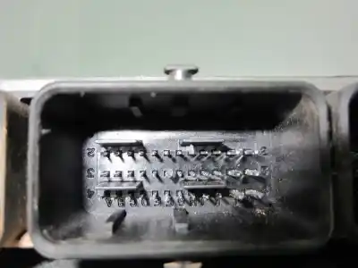 Автозапчастина б/у ебу контролер двигуна для peugeot 206 fastback (2a/c) 1.4 i посилання на oem iam 963770618003  