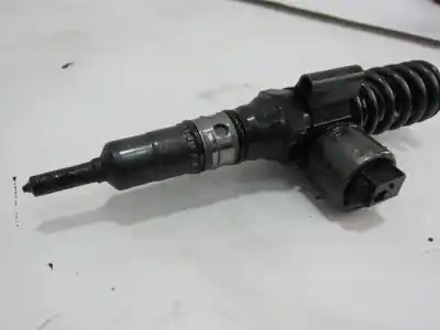 Recambio de automóvil de segunda mano de inyector para audi a3 (8v) ambiente referencias oem iam 03g130073g  