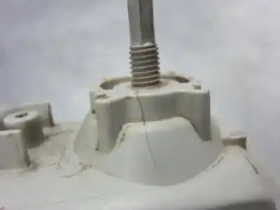 Автозапчастина б/у правий протитуман для fiat i doblò (119) 223b1000 посилання на oem iam 38660748  