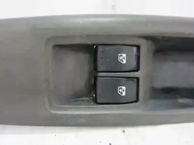 Second-hand car spare part left front power window switch for mercedes-benz clase s (bm 220) berlina om648960 oem iam references 8200084003  