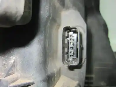 Автозапчастина б/у ліва фара для renault modus i k4j770 посилання на oem iam 8200301829  