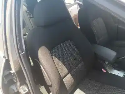 Автозапчастина б/у передне праве сиділо для peugeot 407 sw rhrdw10bted4 посилання на oem iam 4942907  