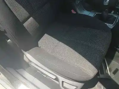 Автозапчастина б/у передне праве сиділо для peugeot 407 sw rhrdw10bted4 посилання на oem iam 4942907  