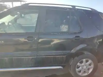 Автозапчасти б/у задняя левая дверь за mercedes-benz clase ml (bm 163) m112970 ссылки oem iam 
