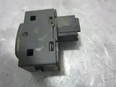 Second-hand car spare part rear left power window switch for peugeot 307 break (3e) 2.0 hdi 110 oem iam references 96360166xt  
