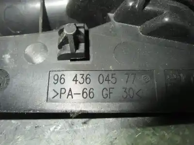 Автозапчастина б/у ліва передня внутрішня ручка для peugeot 307 break (3e) 2.0 hdi 110 посилання на oem iam 9643604577  