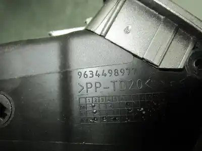 Автозапчастина б/у аераційна решіта для peugeot 307 break (3e) 2.0 hdi 110 посилання на oem iam 9634498977  