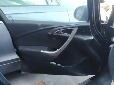 Piesă de schimb auto la mâna a doua fața de la ușa din dreapta partea din fațã de plastic pentru opel astra j berlina 5p a17dtj referințe oem iam   