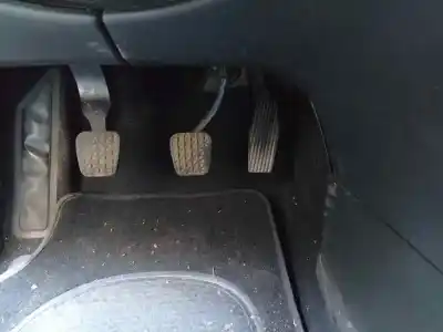 Piesă de schimb auto la mâna a doua pedalã de ambreaj pentru opel astra j berlina 5p a17dtj referințe oem iam 