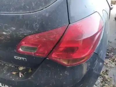 Piesă de schimb auto la mâna a doua lampã interior dreapta spate pentru opel astra j berlina 5p a17dtj referințe oem iam 