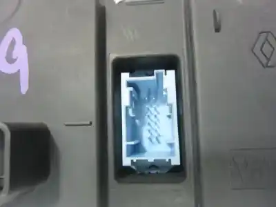 Автозапчастина б/у контроль опалення / кондиціонації для renault scénic ii (jm0/1_) 1.9 dci (jm0g, jm12, jm1g, jm2c) посилання на oem iam 8200501465  