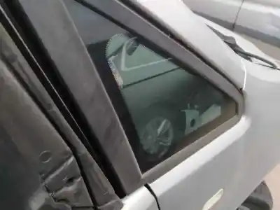 Автозапчасти б/у луна охранника спереди справа за ford focus c-max (cap) d-g8da ссылки oem iam 43r001057