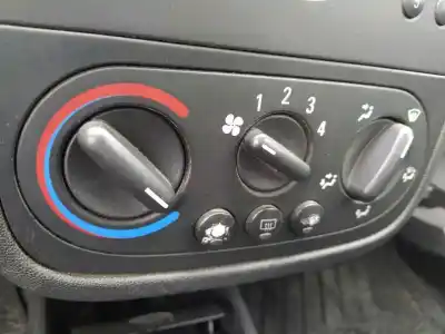 Second-hand car spare part heating / air conditioning control panel for opel corsa c (x01) 1.3 cdti (f08, f68) oem iam references 