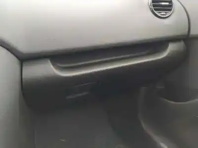 Автозапчасти б/у бардачок за opel meriva b monospace (s10) 1.7 cdti (75) ссылки oem iam 