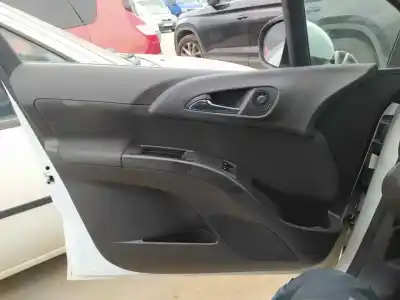 Автозапчасти б/у обивка передней правой двери за opel meriva b monospace (s10) 1.7 cdti (75) ссылки oem iam 
