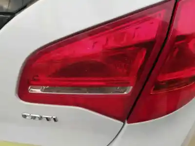 Автозапчасти б/у внутренний правый задний фонарь за opel meriva b monospace (s10) 1.7 cdti (75) ссылки oem iam 