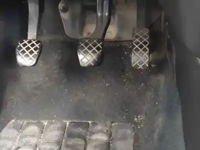 Автозапчасти б/у педаль сцепления за seat toledo ii (1m2) 2.3 v5 ссылки oem iam 
