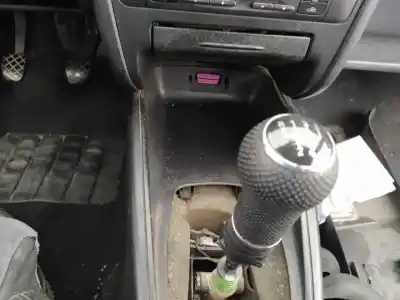 Автозапчасти б/у ручка рычага передачи за seat toledo ii (1m2) 2.3 v5 ссылки oem iam 