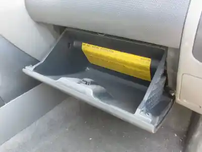 Автозапчасти б/у бардачок за mitsubishi montero (v60/v70) glx ссылки oem iam   