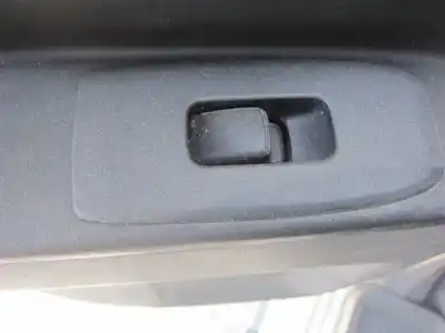 Second-hand car spare part rear left power window switch for mitsubishi montero (v60/v70) glx oem iam references 