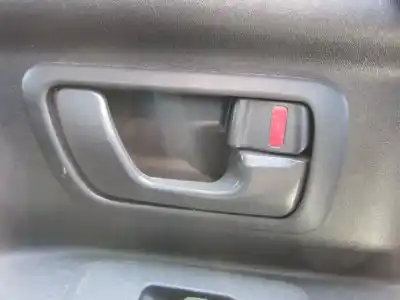 Second-hand car spare part interior right rear handle for mitsubishi montero (v60/v70) glx oem iam references 