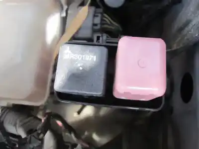 Second-hand car spare part fuse box unit for mitsubishi montero (v60/v70) glx oem iam references mr301971