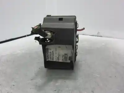 Second-hand car spare part fuse box unit for renault laguna ii (bg0/1_) 1.9 dci (bg08, bg0g) oem iam references 8200283134  