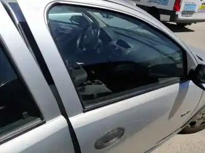 Автозапчасти б/у передняя правая луна за opel corsa c y17dt ссылки oem iam 43r001142