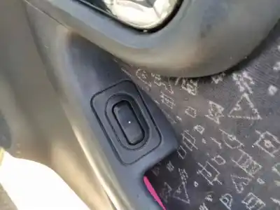 Автозапчасти б/у выключатель переднего правого окна за opel corsa c y17dt ссылки oem iam 