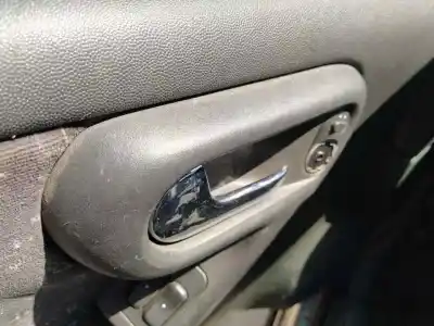 Автозапчасти б/у левая передняя внутренняя ручка за opel corsa c y17dt ссылки oem iam 
