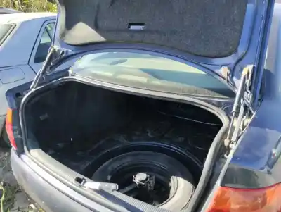 Автозапчасти б/у амортизаторы багажника/двери за audi a4 b5 (8d2) 1.8 ссылки oem iam 8d5827552b