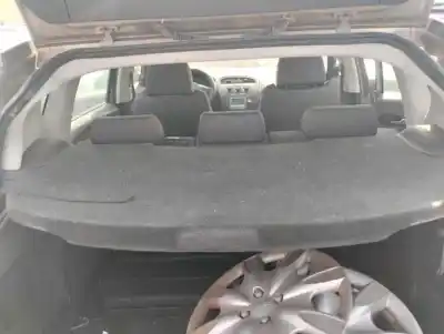 Автозапчастина б/у задній лоток для seat toledo iii (5p2) 1.9 tdi посилання на oem iam 5p5867769