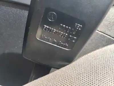 Автозапчасти б/у крюк для ремня передний правый за seat toledo iii (5p2) 1.9 tdi ссылки oem iam 5p0857756b  