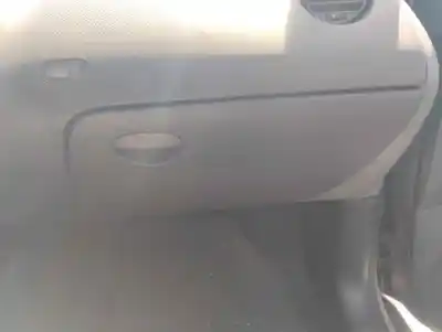 Автозапчастина б/у бардачок для seat toledo iii (5p2) 1.9 tdi посилання на oem iam 