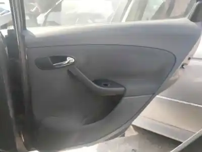 Автозапчастина б/у обликка задніх правіх дверей для seat toledo iii (5p2) 1.9 tdi посилання на oem iam 