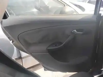Автозапчастина б/у обкітка задніх лівіх дверей для seat toledo iii (5p2) 1.9 tdi посилання на oem iam 