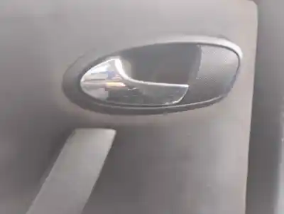 Автозапчастина б/у ліва задня внутрішня ручка для seat toledo iii (5p2) 1.9 tdi посилання на oem iam 